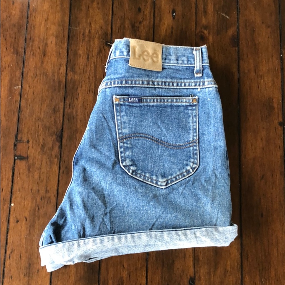 SUMMER SALE 🌿Vintage Lee Denim Shorts